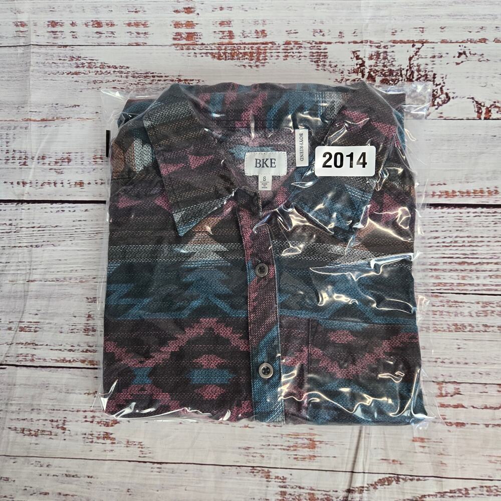 BKE Womens Buckle Plaid Boyfriend Shirt S Multi Aztec Print Button Granola Girl - Picture 10 of 10